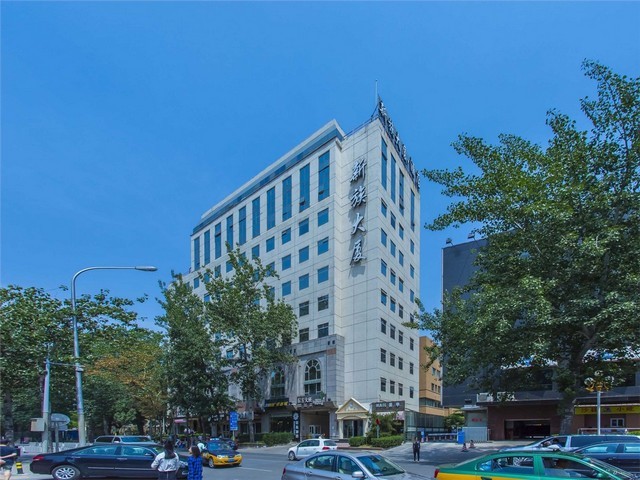 厦门海关监管气垫车运输